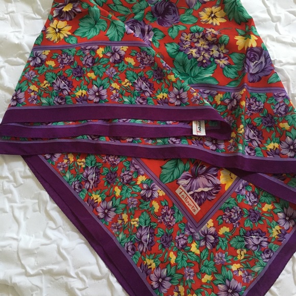 100% Silk Talbots Floral Scarf - Packaged in Burberry Box - Picture 5 of 8